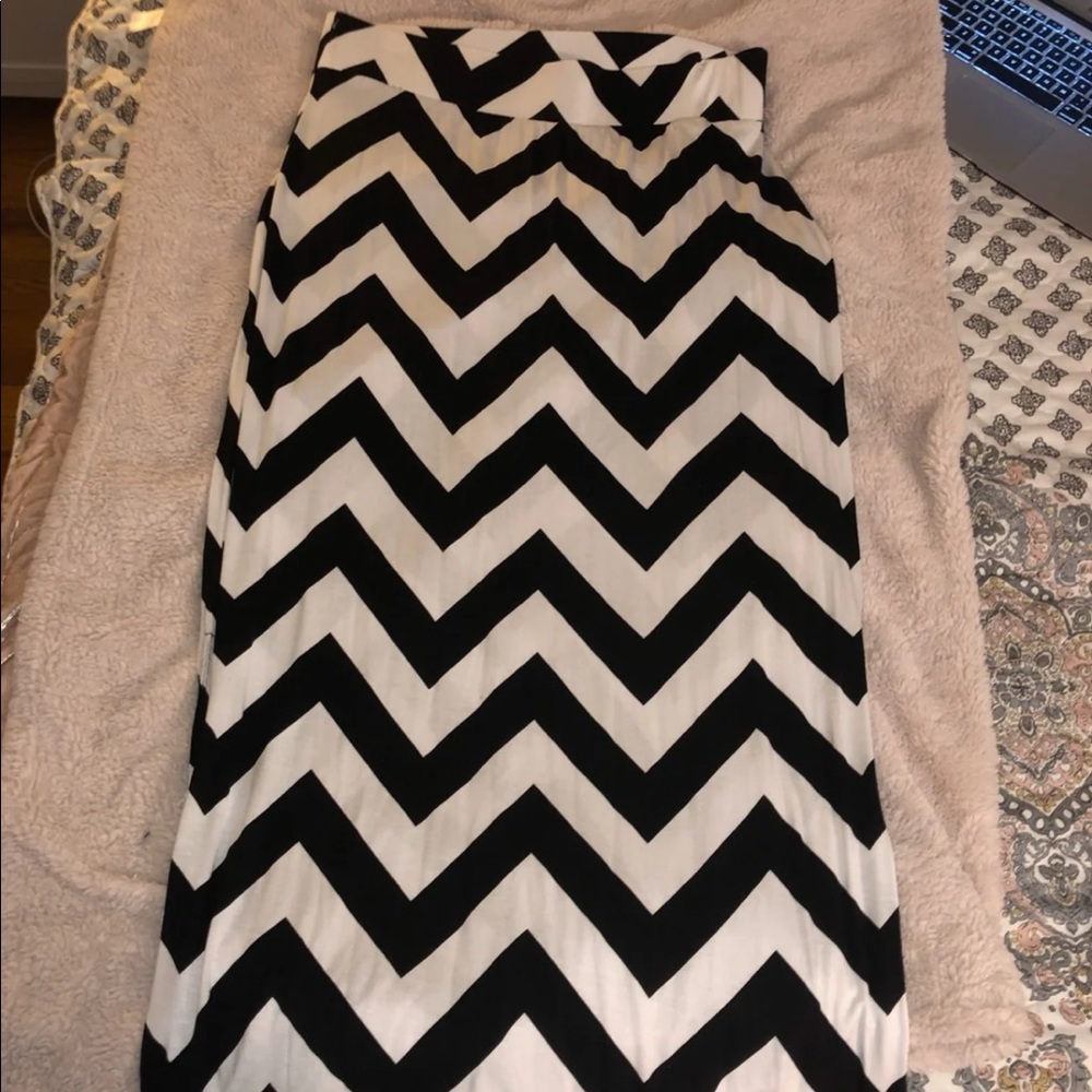 a.n.a. Maxi chevron skirt
